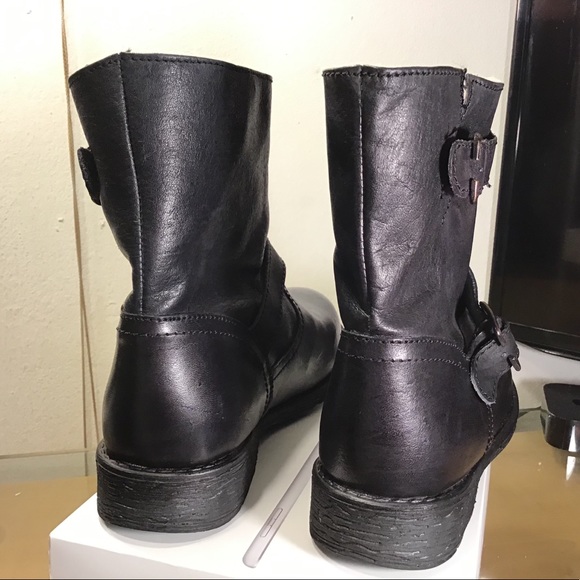 Beautiful Zigi SohoLeather Black Ankle Winter Boot - Picture 8 of 15